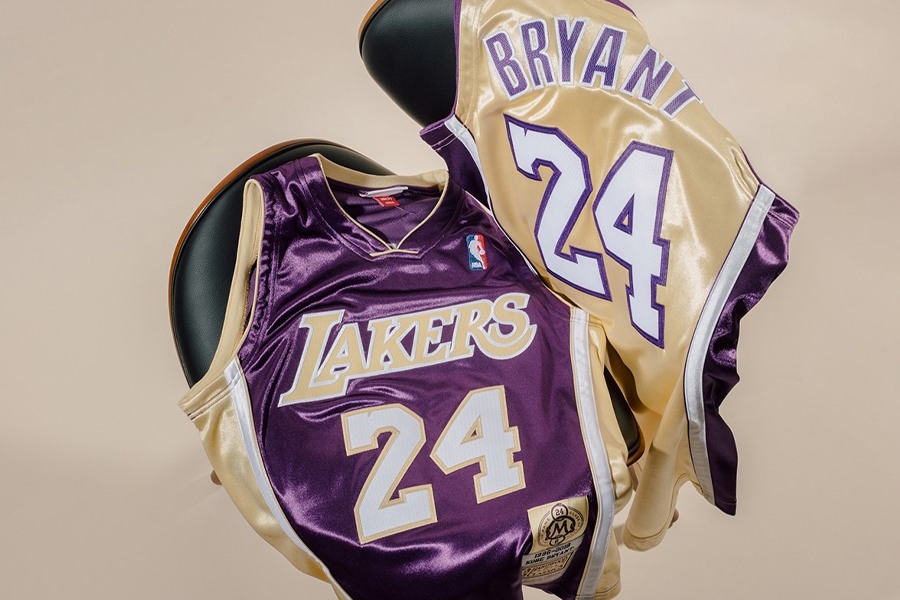 Honoring Kobe at Feature